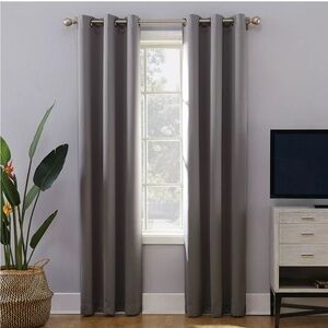 Sun Zero 2-Pack 100% Blackout Theater Grade Norway Grommet Curtain